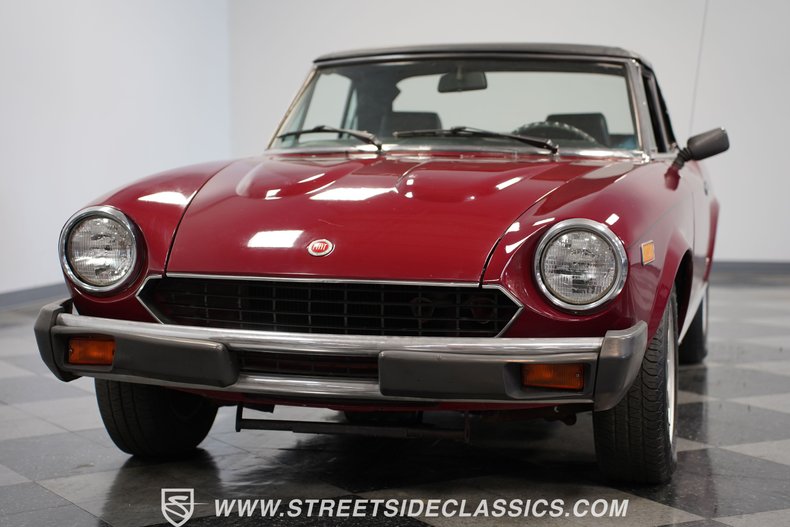 Fiat-Spider-1979-Burgundy-Burgundy-20
