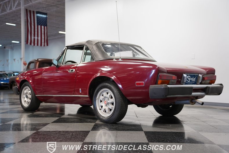 Fiat-Spider-1979-Burgundy-Burgundy-24