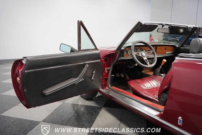 Fiat-Spider-1979-Burgundy-Burgundy-36