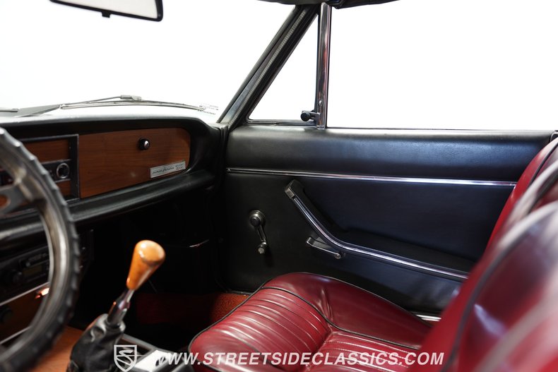 Fiat-Spider-1979-Burgundy-Burgundy-44