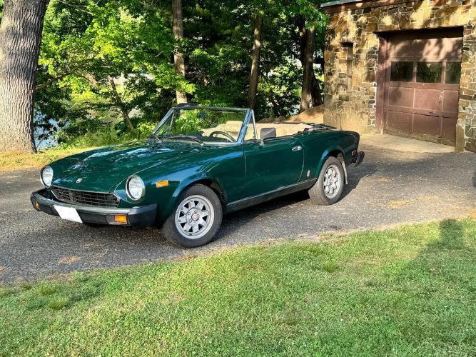 Fiat-Spider-1982-Brown-leather-4