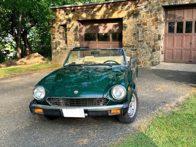 Fiat-Spider-1982-Brown-leather-6