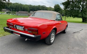 Fiat-Spider-1982-Orange-Tan