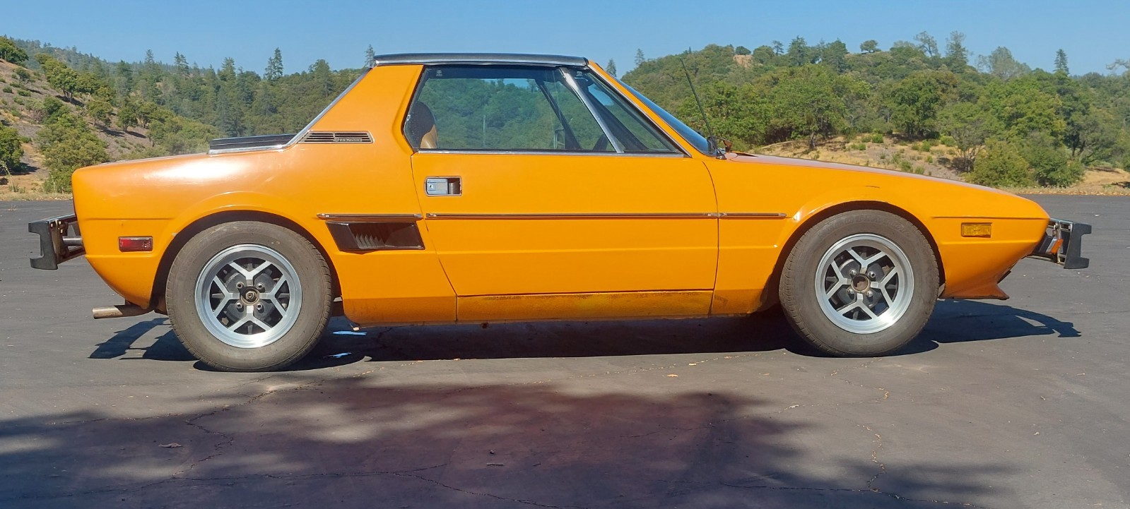 Fiat-X-19-1975-Convertible-17