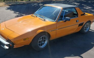 Fiat-X-19-1975-Convertible-7