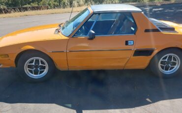 Fiat-X-19-1975-Convertible-8