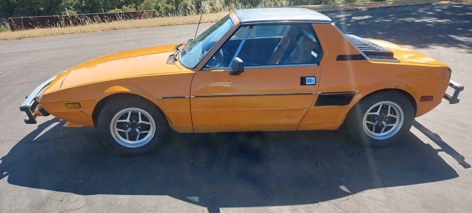 Fiat-X-19-1975-Convertible-8