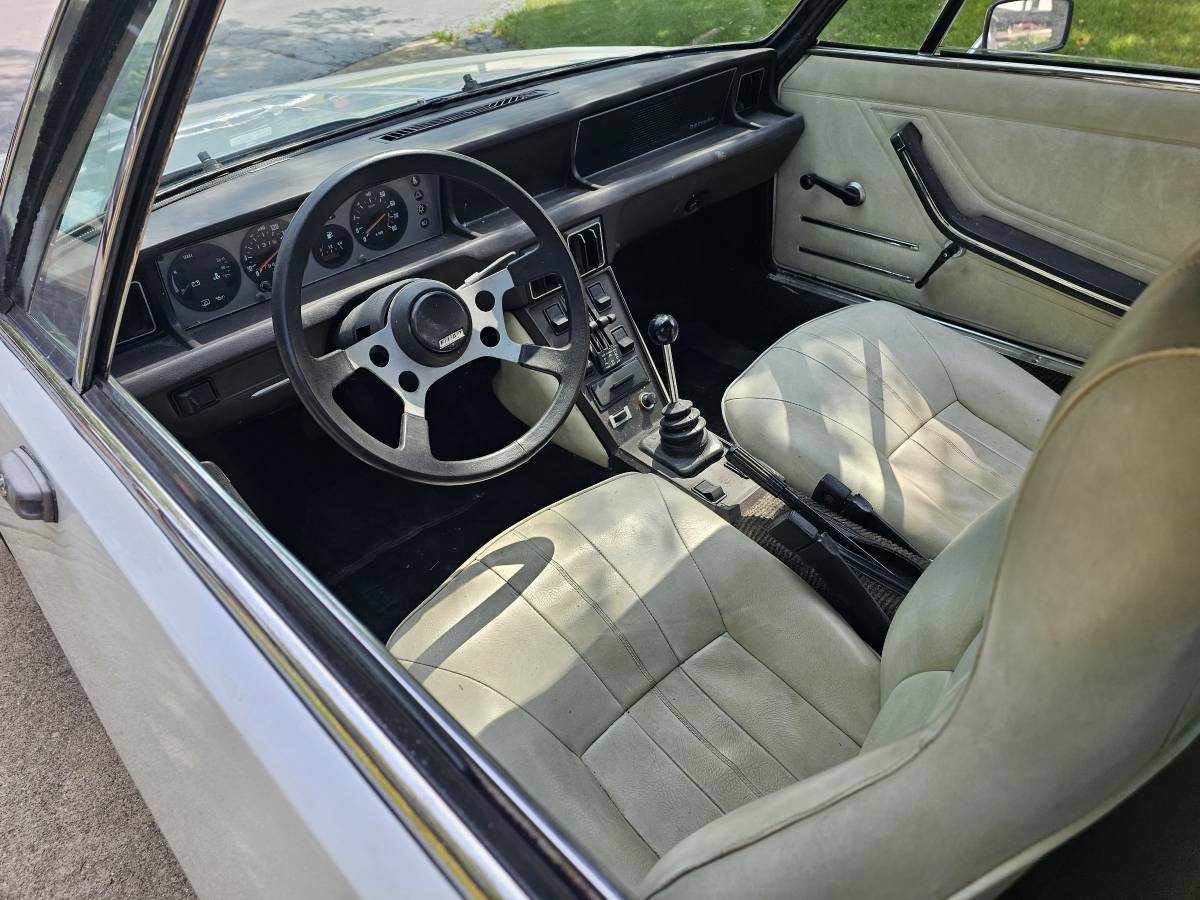 Fiat-x-19-bertone-1977-white-11