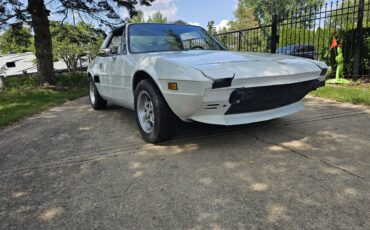 Fiat-x-19-bertone-1977-white-3
