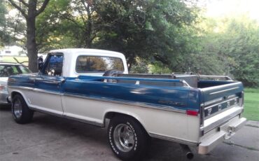 Ford-12-ton-pickup-1971-BlueWhite-Blue-1