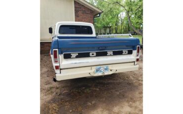 Ford-12-ton-pickup-1971-BlueWhite-Blue-12