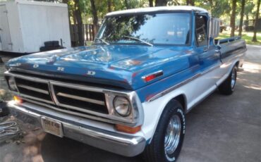 Ford-12-ton-pickup-1971-BlueWhite-Blue