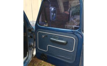 Ford-12-ton-pickup-1971-BlueWhite-Blue-6