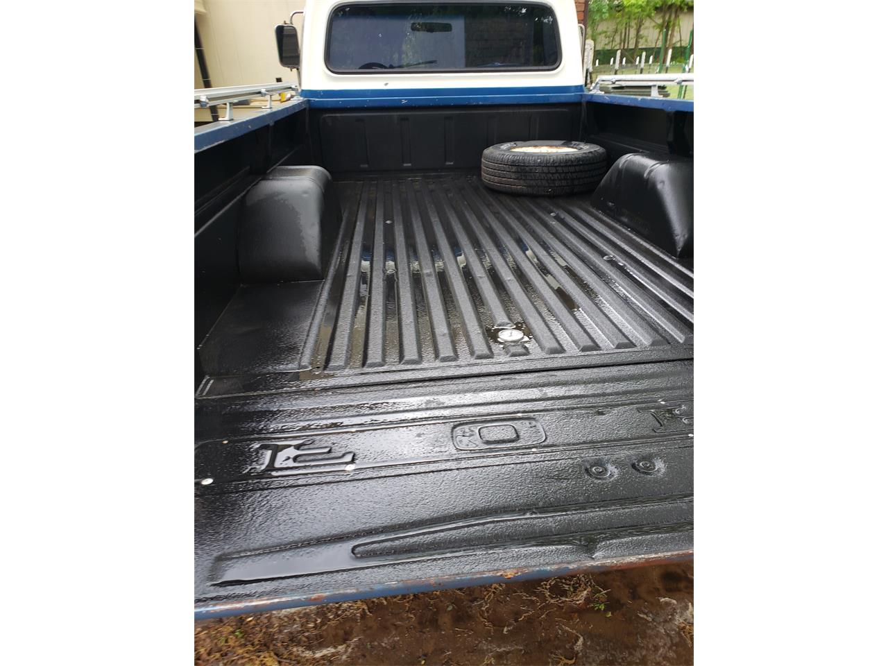 Ford-12-ton-pickup-1971-BlueWhite-Blue-7