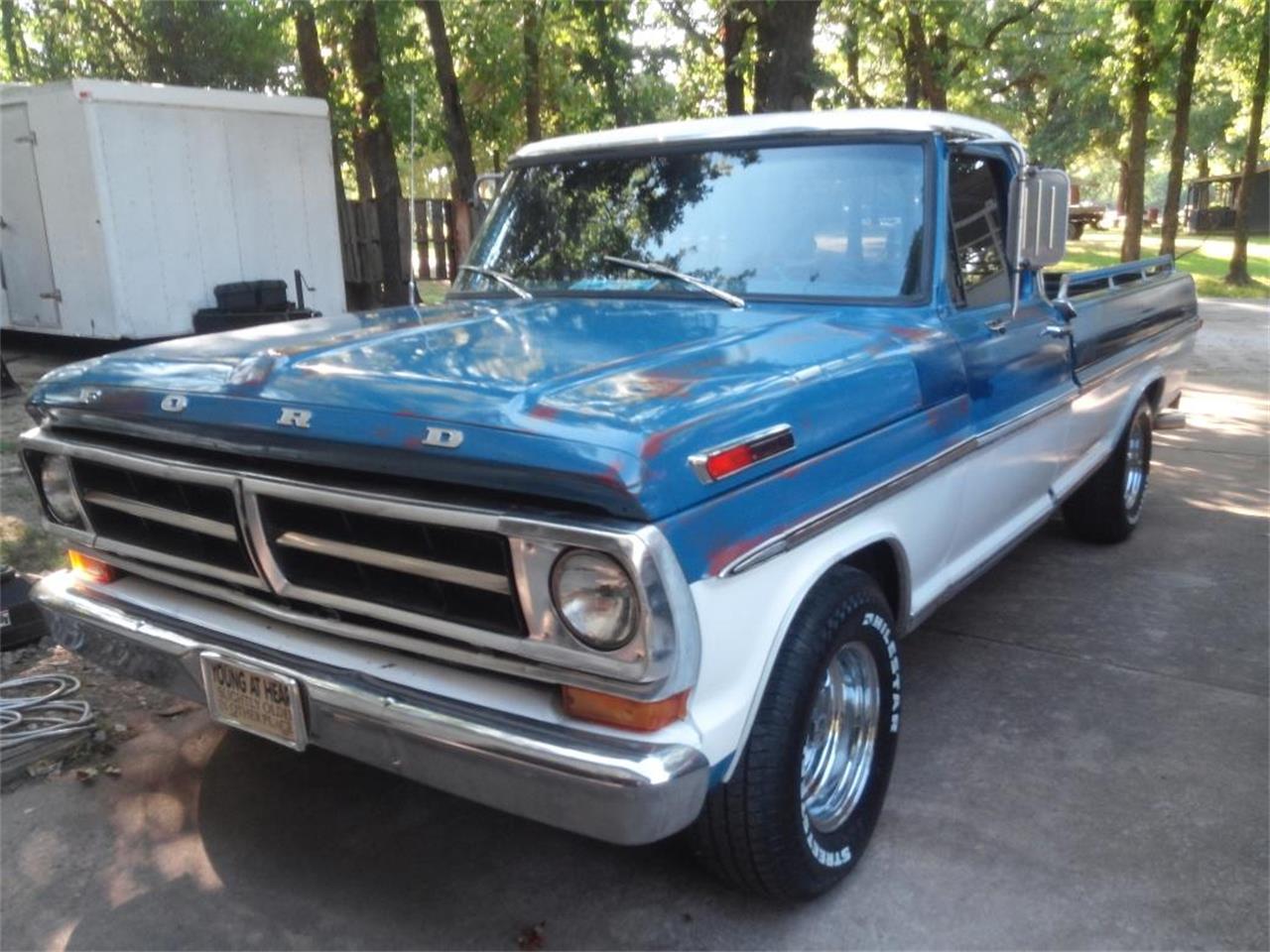 Ford-12-ton-pickup-1971-BlueWhite-Blue