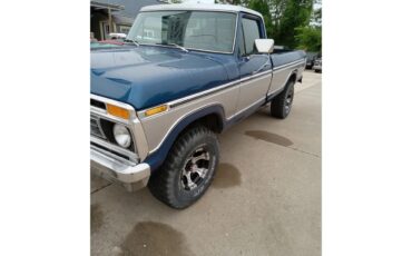 Ford-12-ton-pickup-1976-BlueSilver-Blue-5