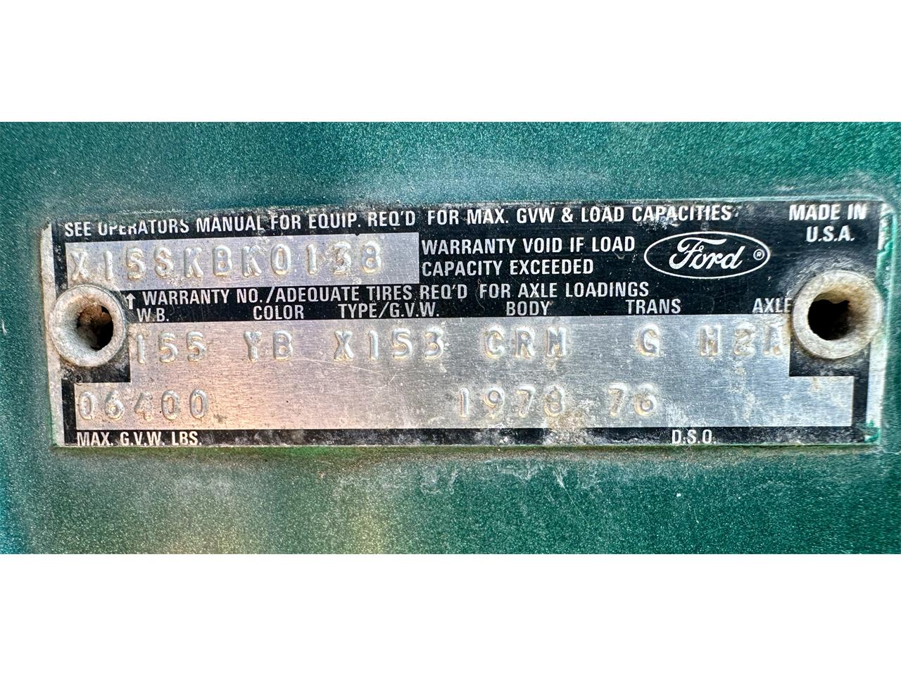 Ford-12-ton-pickup-1978-Green-Green-22