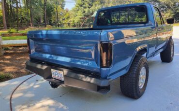 Ford-12-ton-pickup-1984-Blue-Blue-16