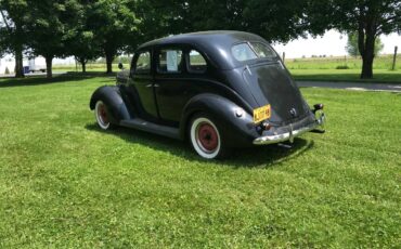 Ford-1937-black-1