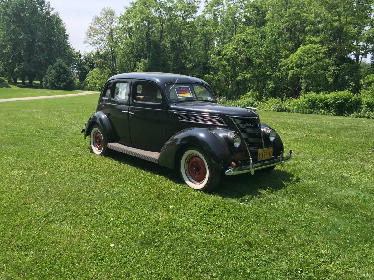 Ford-1937-black-4