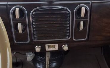 Ford-1938-brown-10