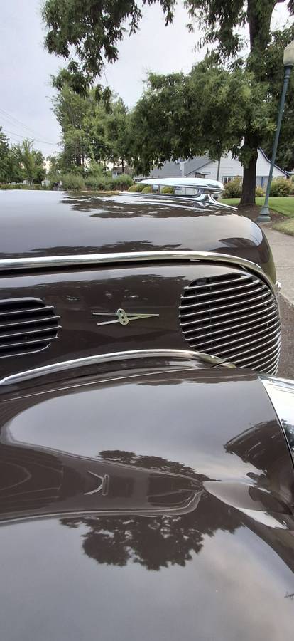 Ford-1938-brown-13