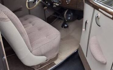 Ford-1938-brown-16