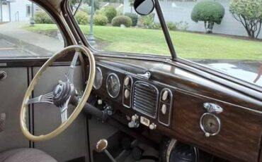 Ford-1938-brown-17