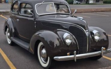 Ford-1938-brown-3
