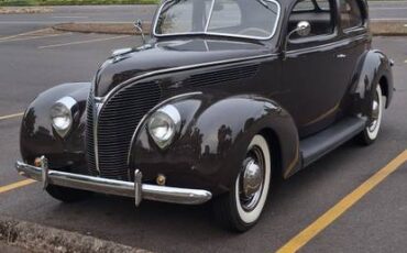 Ford-1938-brown-4
