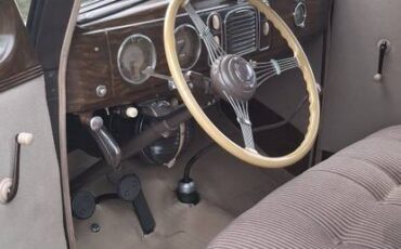 Ford-1938-brown-6