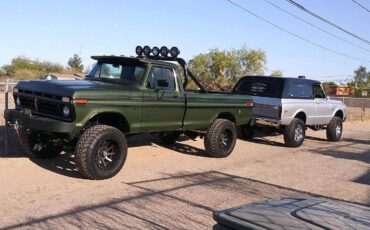 Ford-1976-17