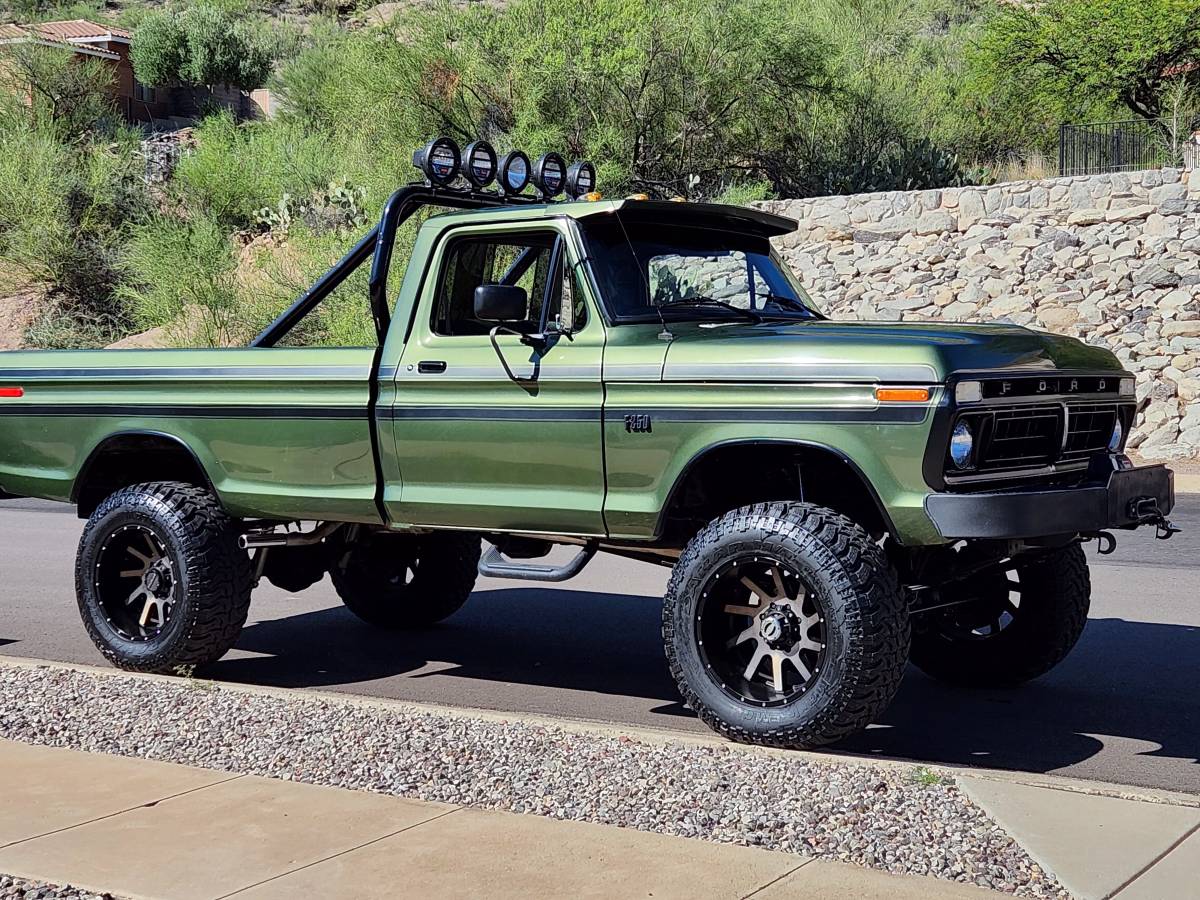 Ford-1976-8
