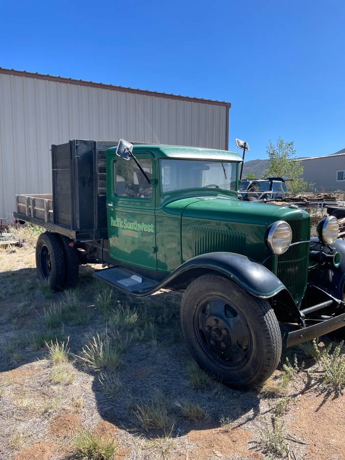 Ford-1ton-1932-green-2