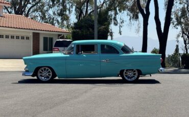 Ford-2-door-1956-turquoise-tan-12