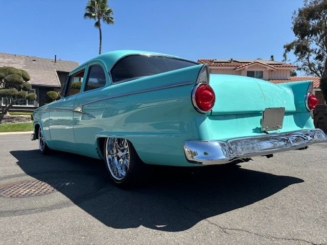 Ford-2-door-1956-turquoise-tan-15
