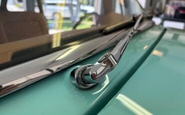 Ford-2-door-1956-turquoise-tan-18