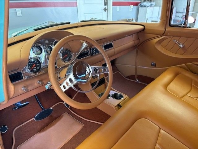 Ford-2-door-1956-turquoise-tan-21