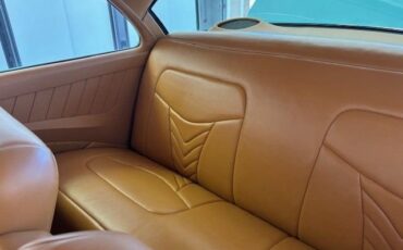 Ford-2-door-1956-turquoise-tan-25