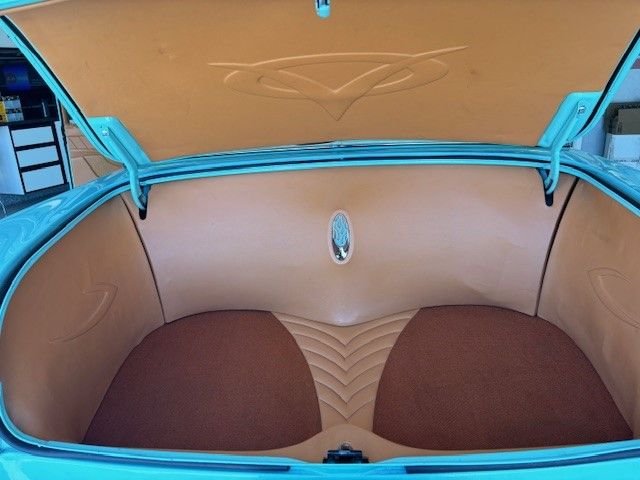 Ford-2-door-1956-turquoise-tan-27
