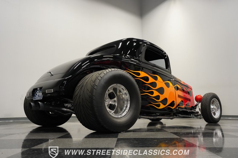 Ford-3-window-1934-Black-Black-26
