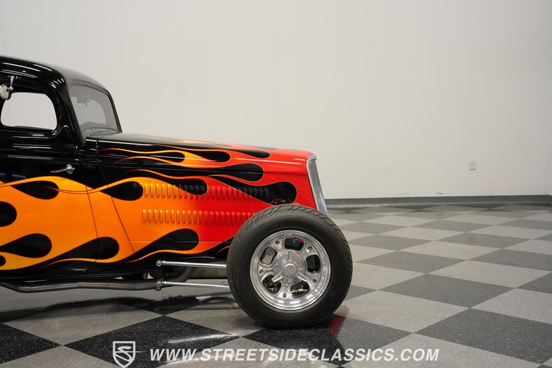 Ford-3-window-1934-Black-Black-45
