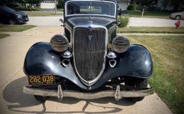 Ford-40-1934-Sedan-2