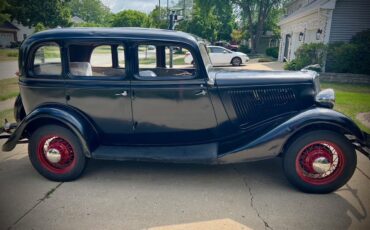 Ford-40-1934-Sedan-4