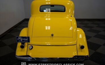 Ford-5-window-1934-Yellow-Black-8