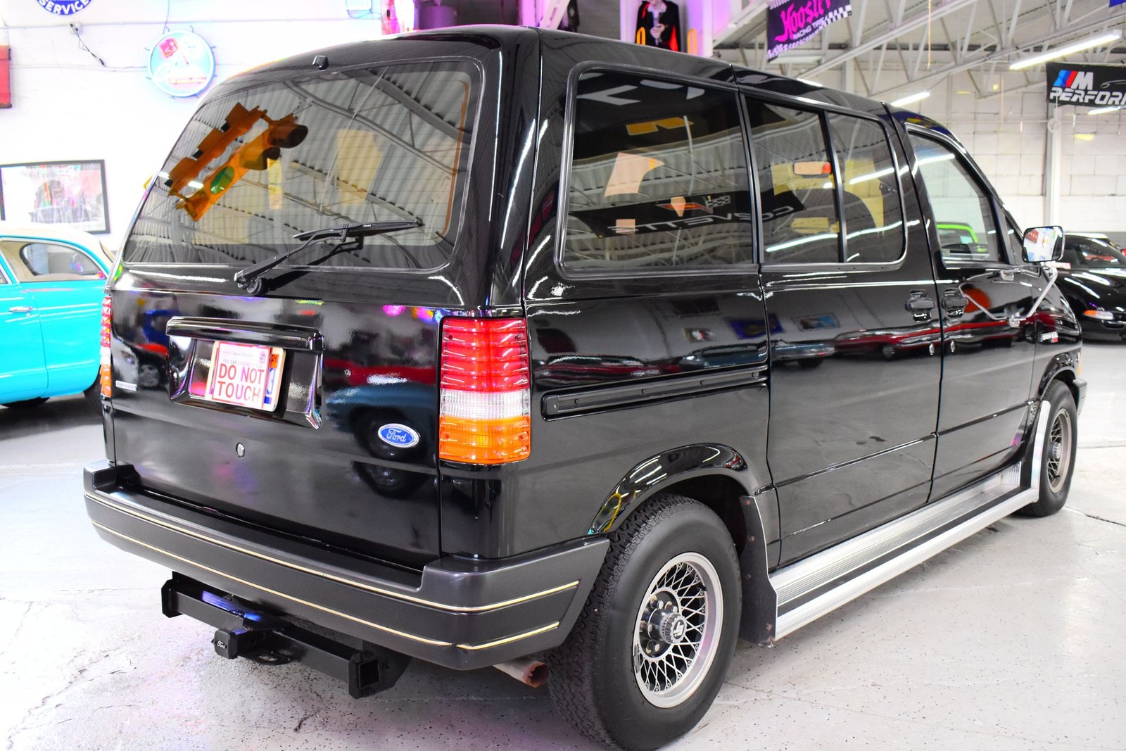 Ford-Aerostar-1986-MiniVAN-8