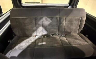 Ford-Aerostar-1989-Van-23