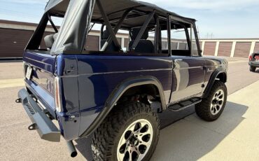 Ford-Bronco-1967-SUV-2