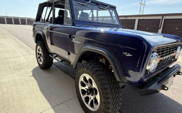 Ford-Bronco-1967-SUV-3