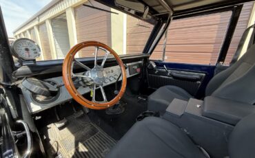 Ford-Bronco-1967-SUV-4